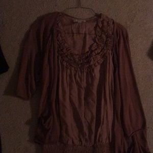 Sleeveless ruffled blouse and cardigan